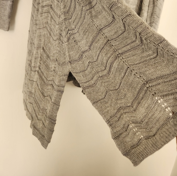 Ruby Rd. Grey  Sweater Size M - Picture 7 of 8